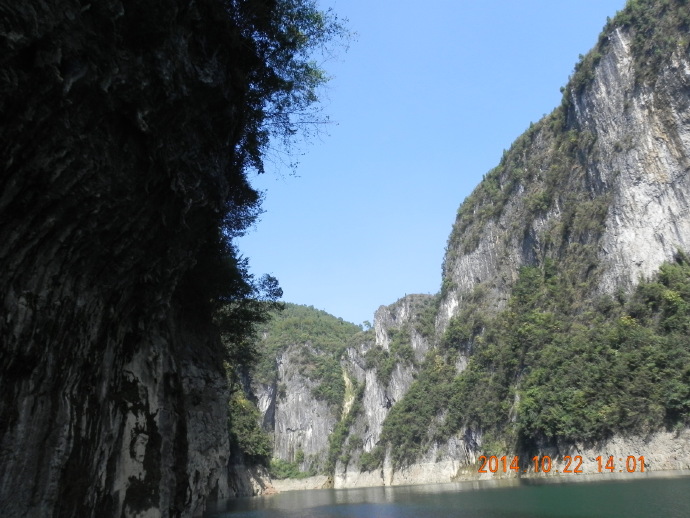 铜仁：天生桥大峡谷