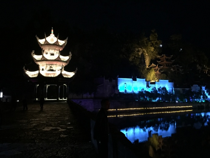 镇远的黄昏和夜景