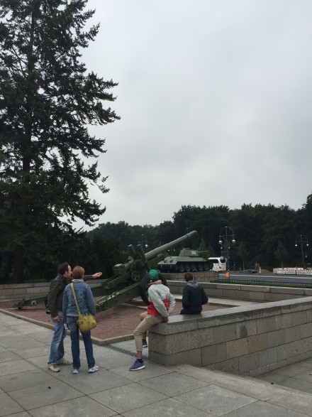 柏林墙下的诗考