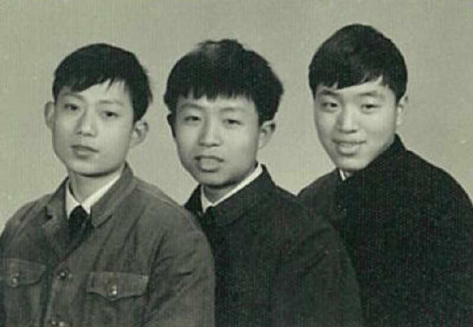 两张照片的&ldquo;两个三十年&rdquo;
