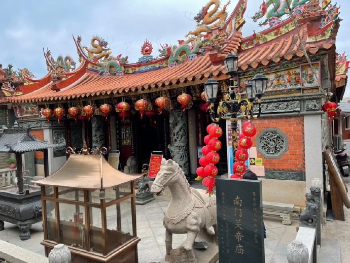 泉州，在崇武古城遇见两&ldquo;猫&rdquo;