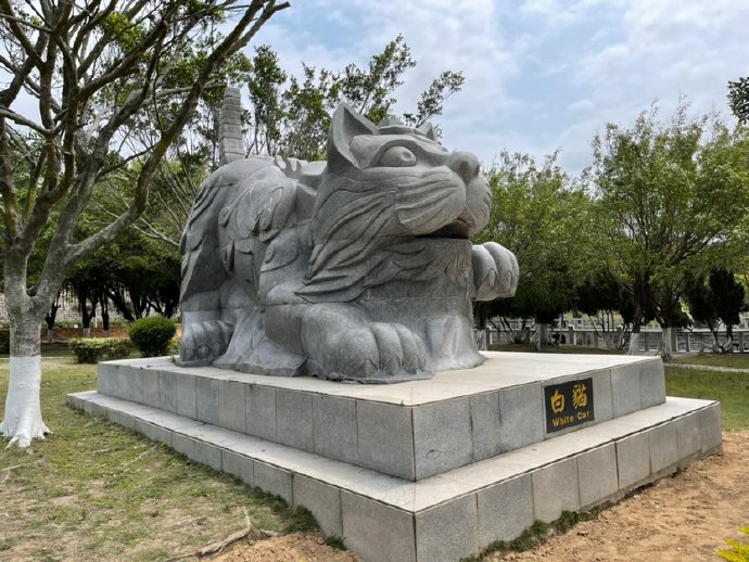 泉州，在崇武古城遇见两&ldquo;猫&rdquo;